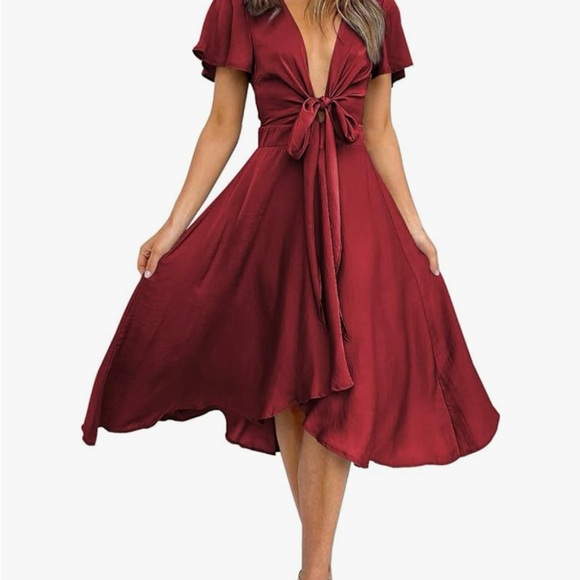 Dresses & Skirts - Elegant Burgundy Tie-Front Dress